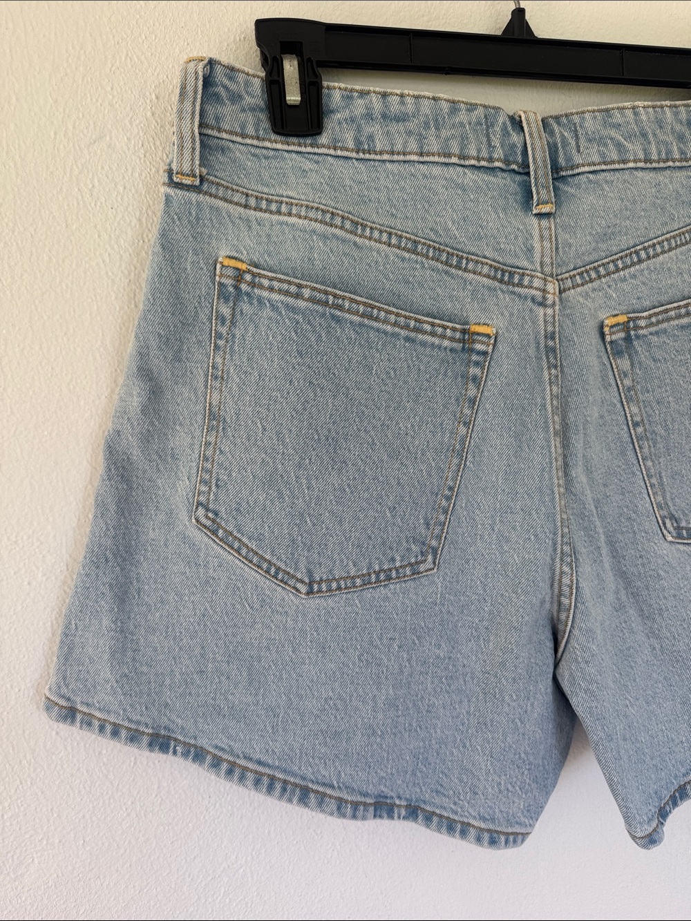 Abercrombie & Fitch The Dad Short high rise light wash jean shorts size 31 - Picture 7 of 13
